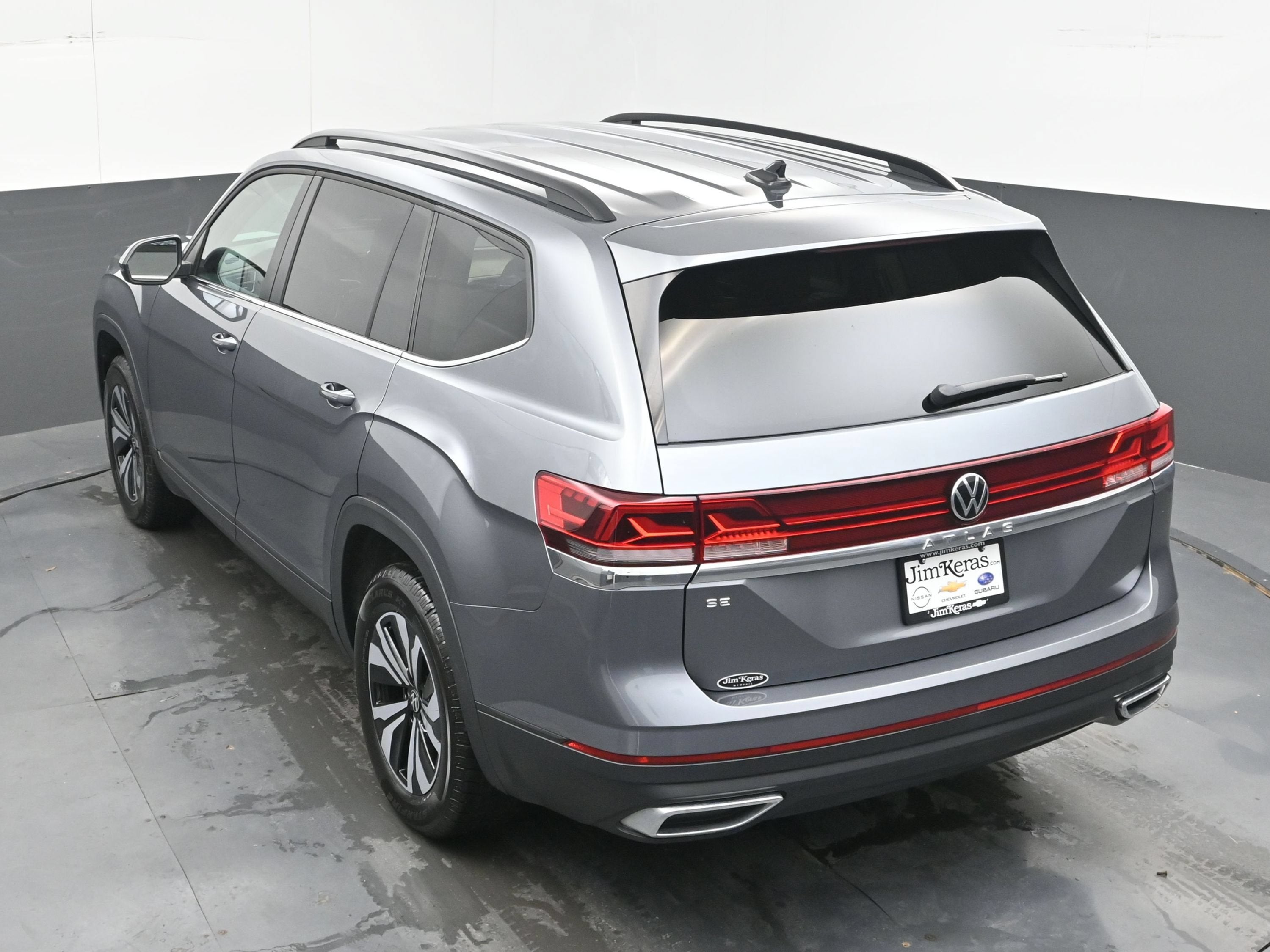2024 Volkswagen Atlas 2.0T SE