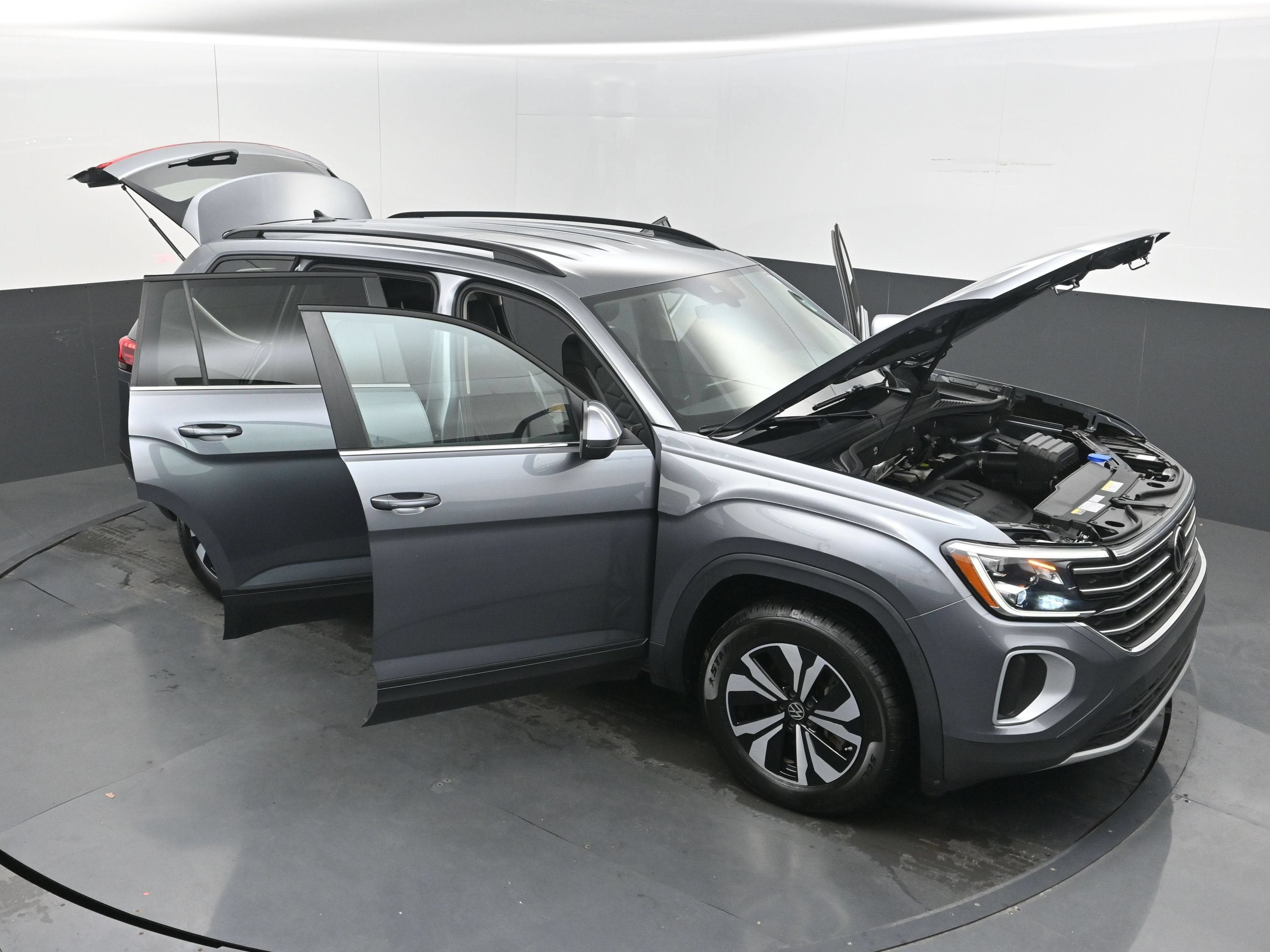 2024 Volkswagen Atlas 2.0T SE