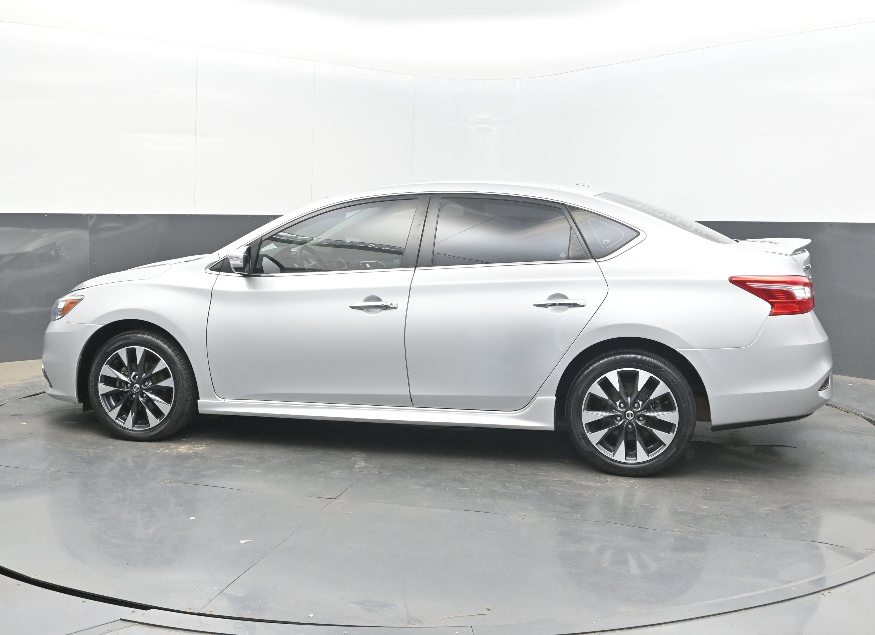 2018 Nissan Sentra SR