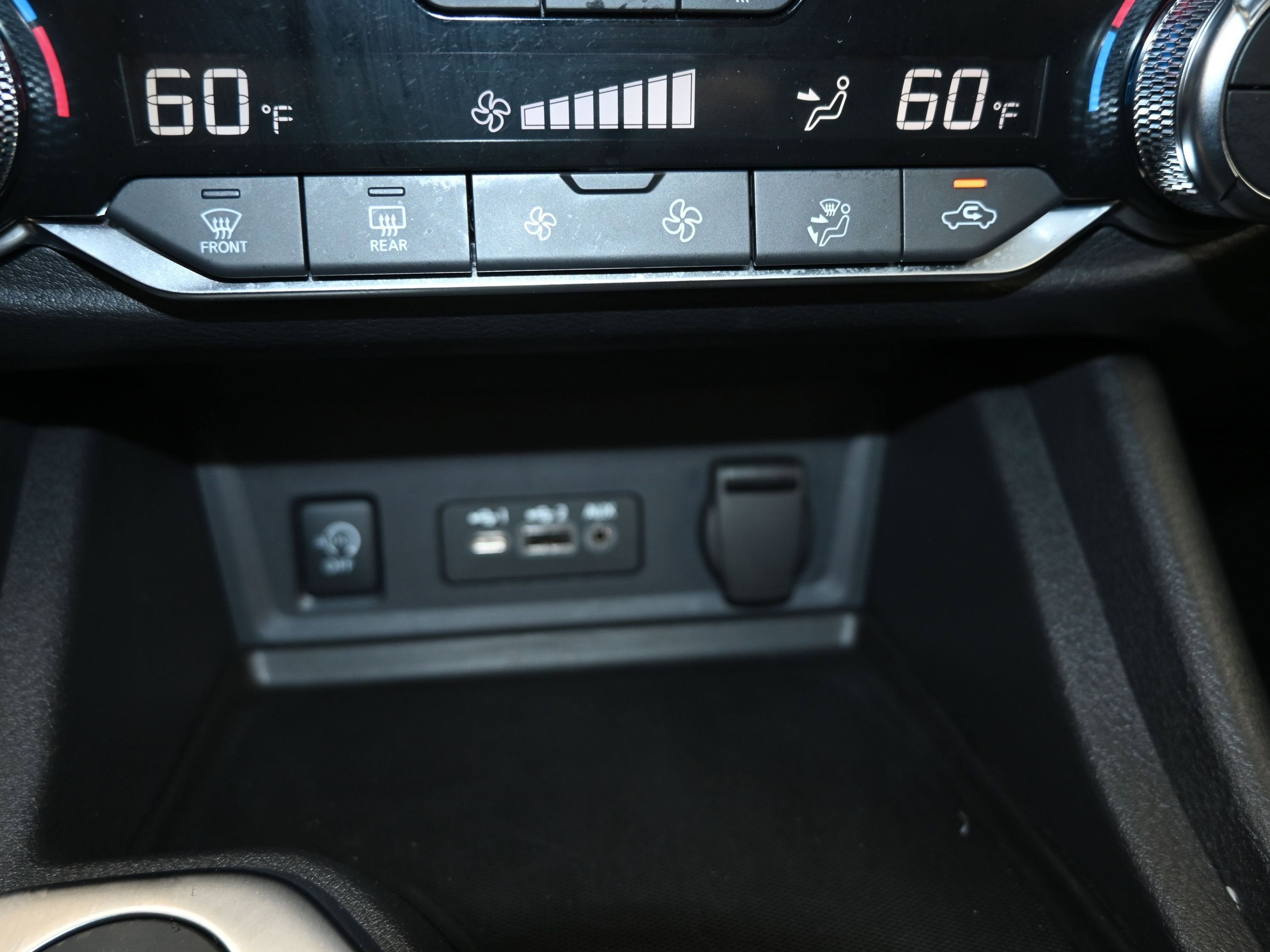 2024 Nissan Sentra SR Xtronic CVT