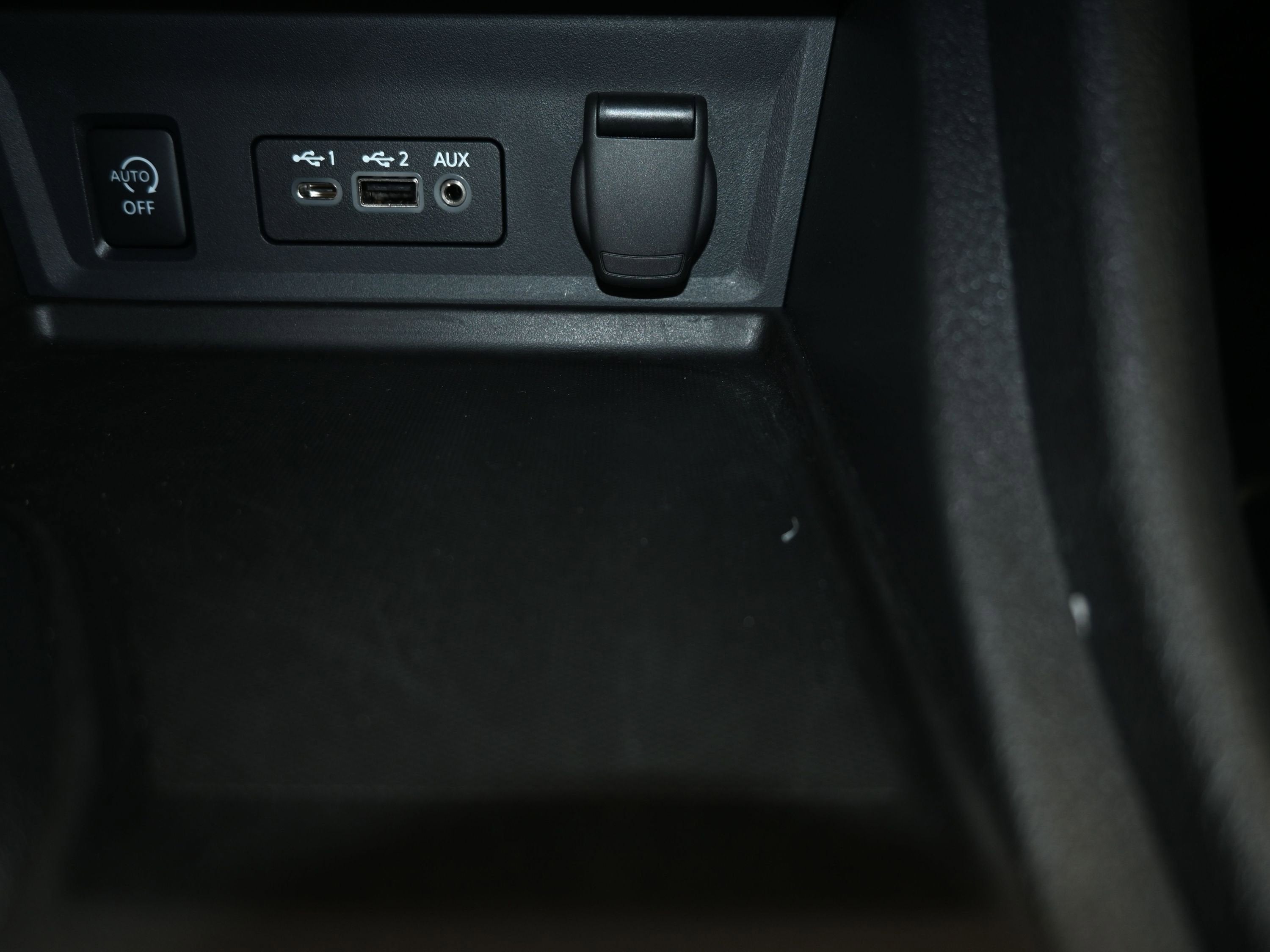 2024 Nissan Sentra SR Xtronic CVT