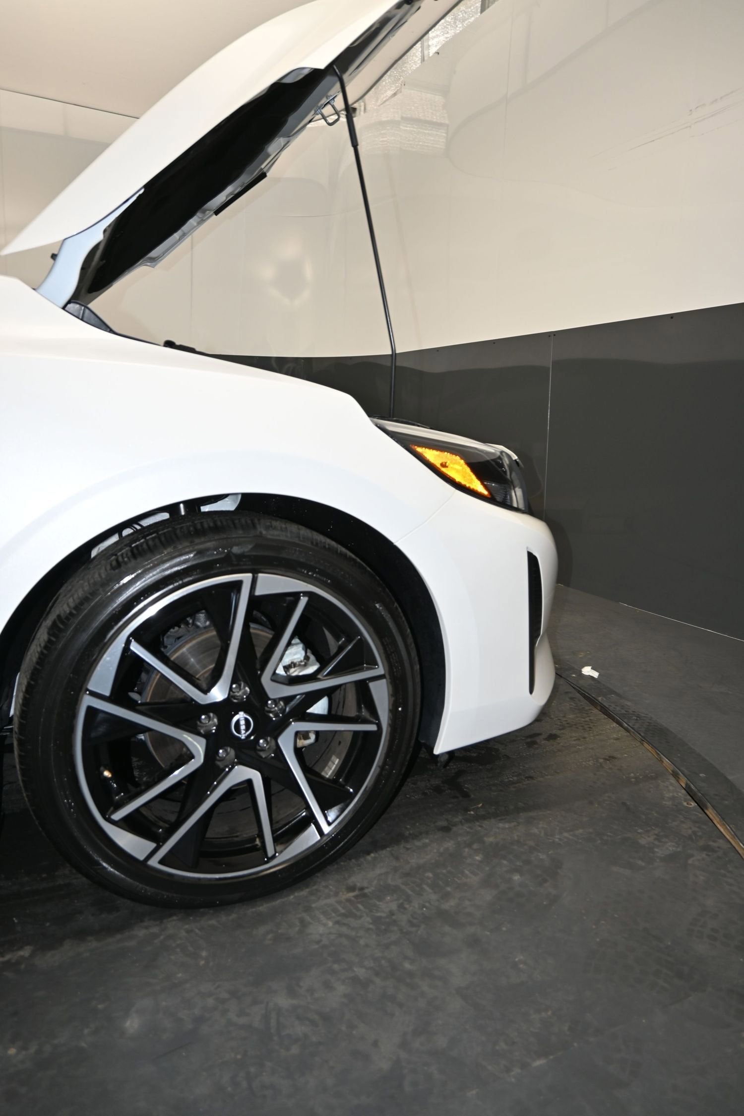 2024 Nissan Sentra SR Xtronic CVT