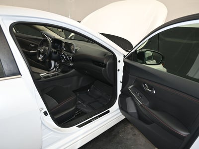 2024 Nissan Sentra SR Xtronic CVT