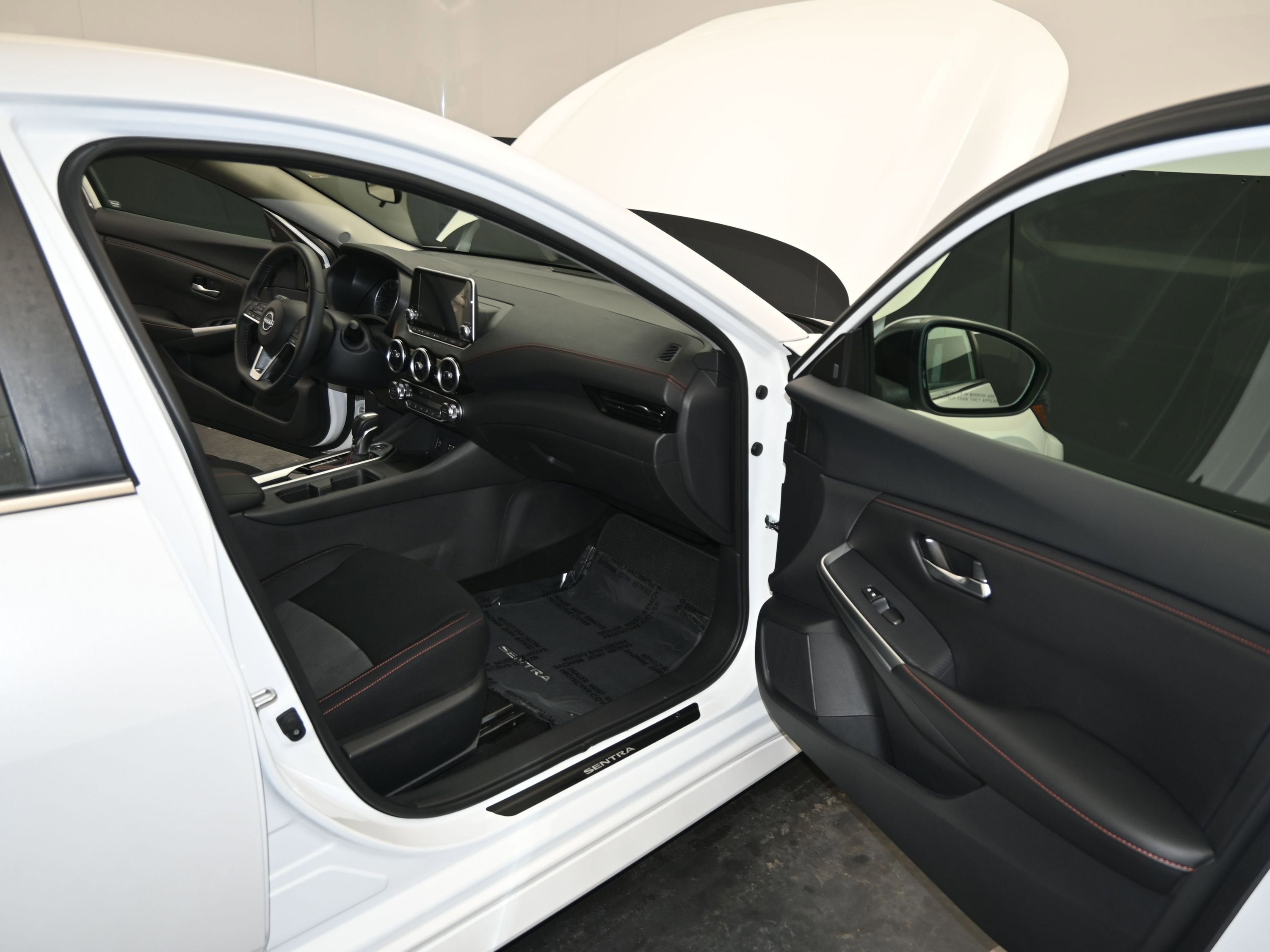 2024 Nissan Sentra SR Xtronic CVT