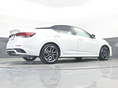 2024 Nissan Sentra SR Xtronic CVT