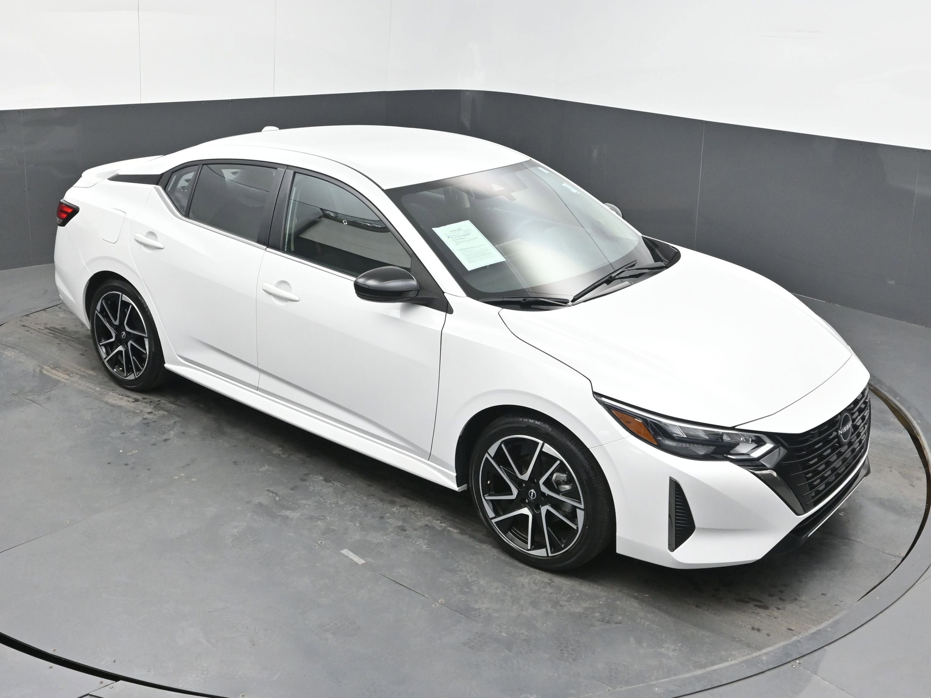 2024 Nissan Sentra SR Xtronic CVT