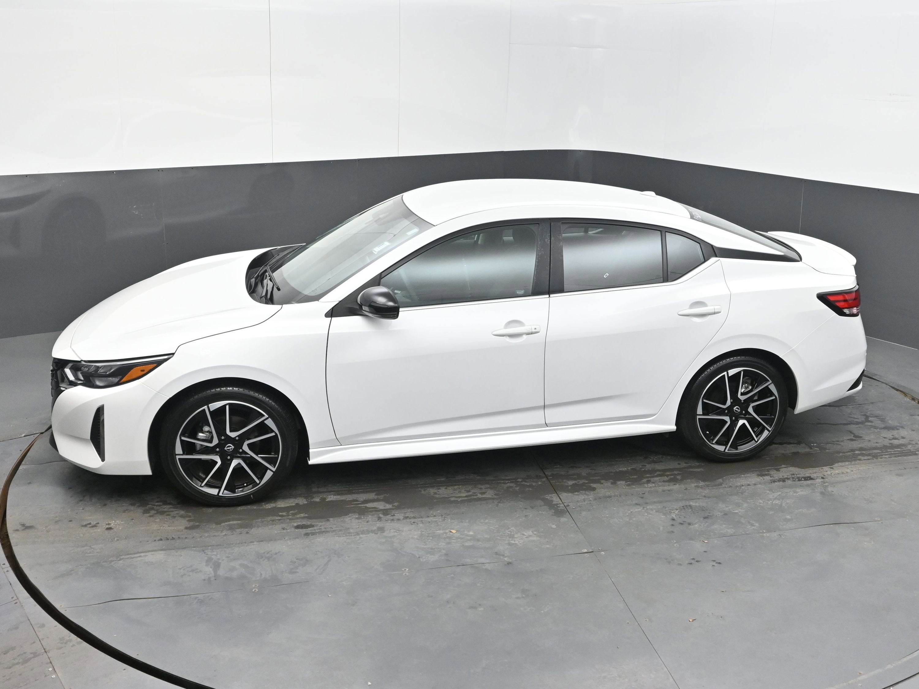 2024 Nissan Sentra SR Xtronic CVT