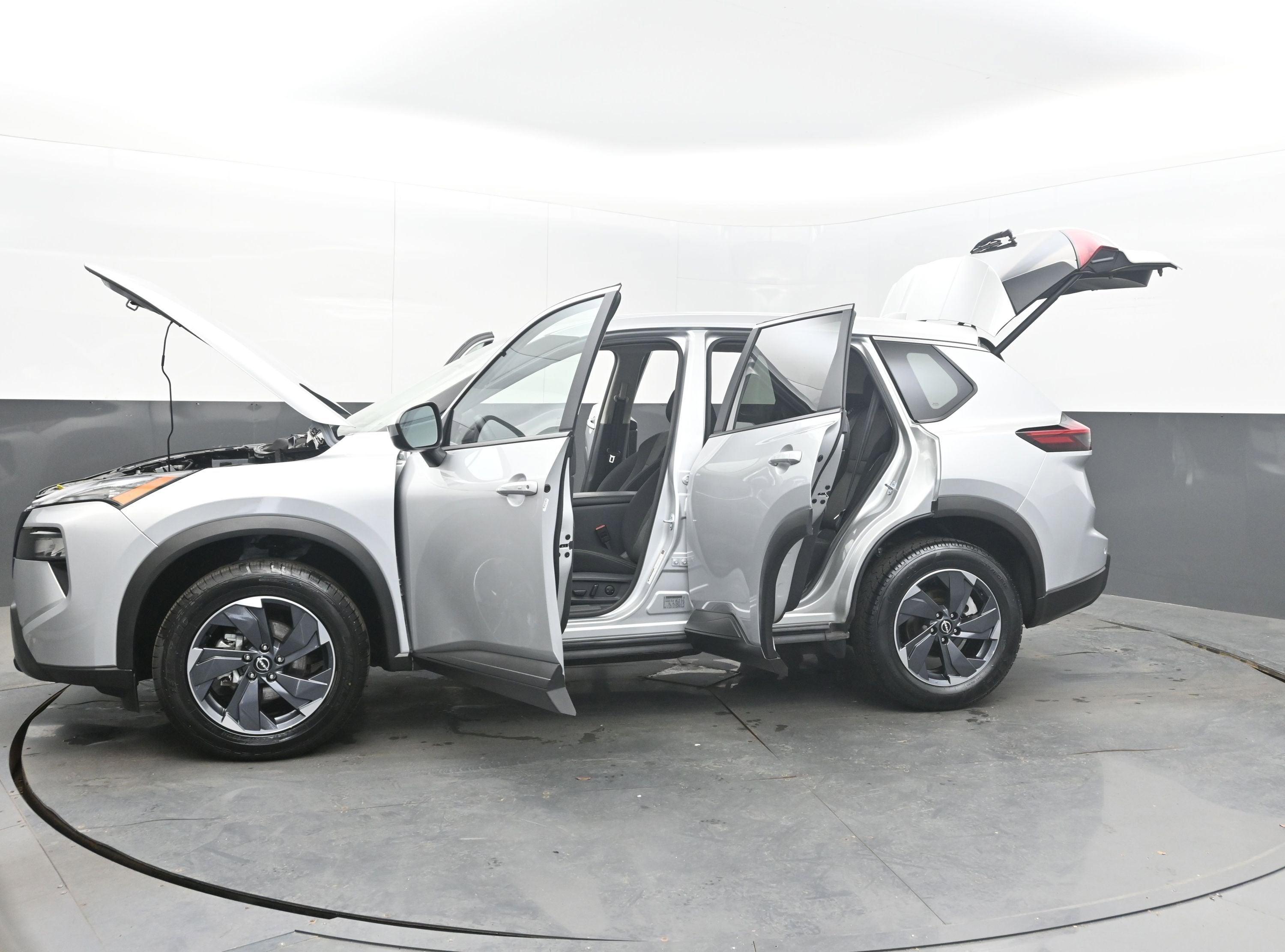 2025 Nissan Rogue SV FWD