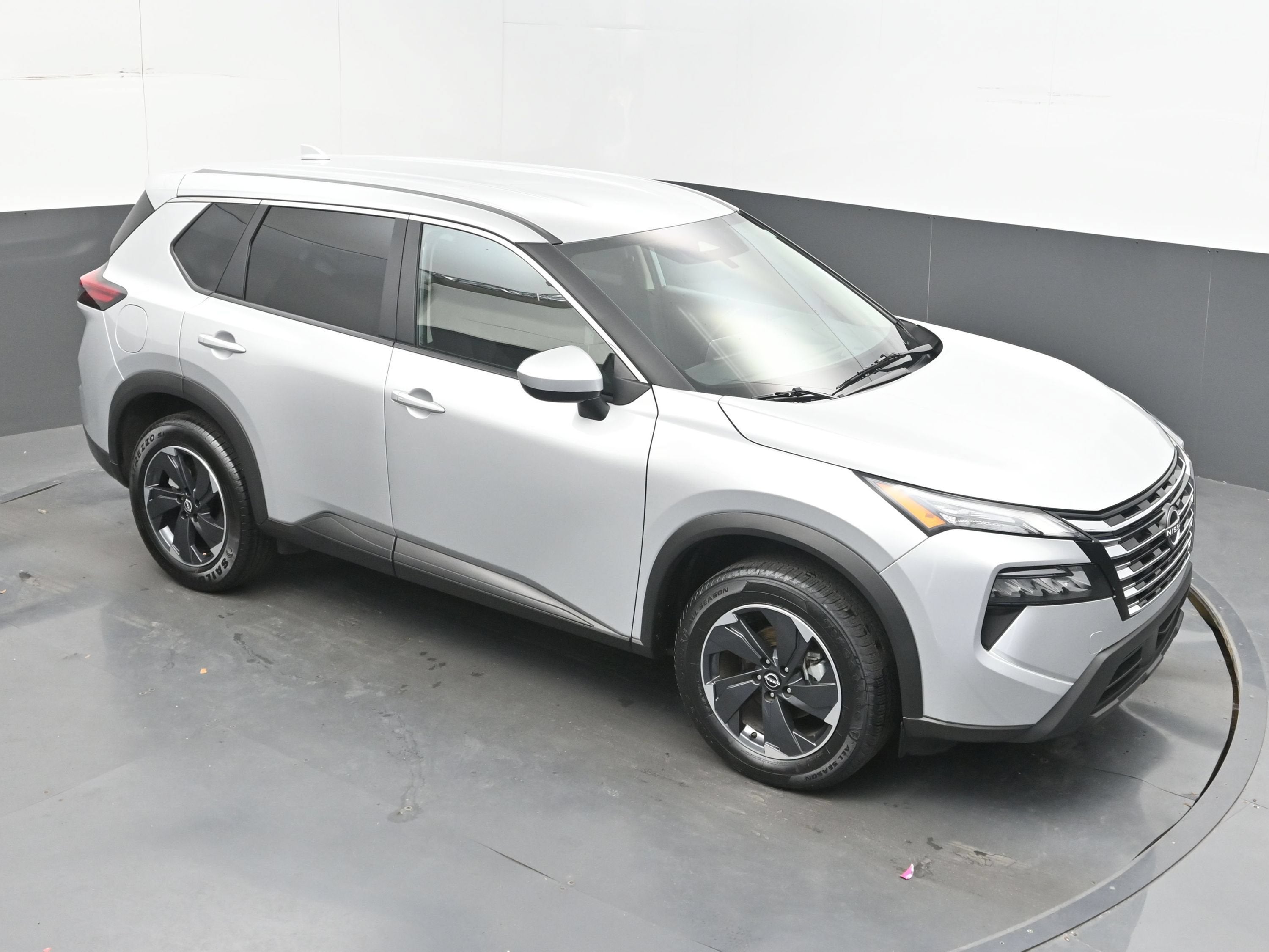 2025 Nissan Rogue SV FWD