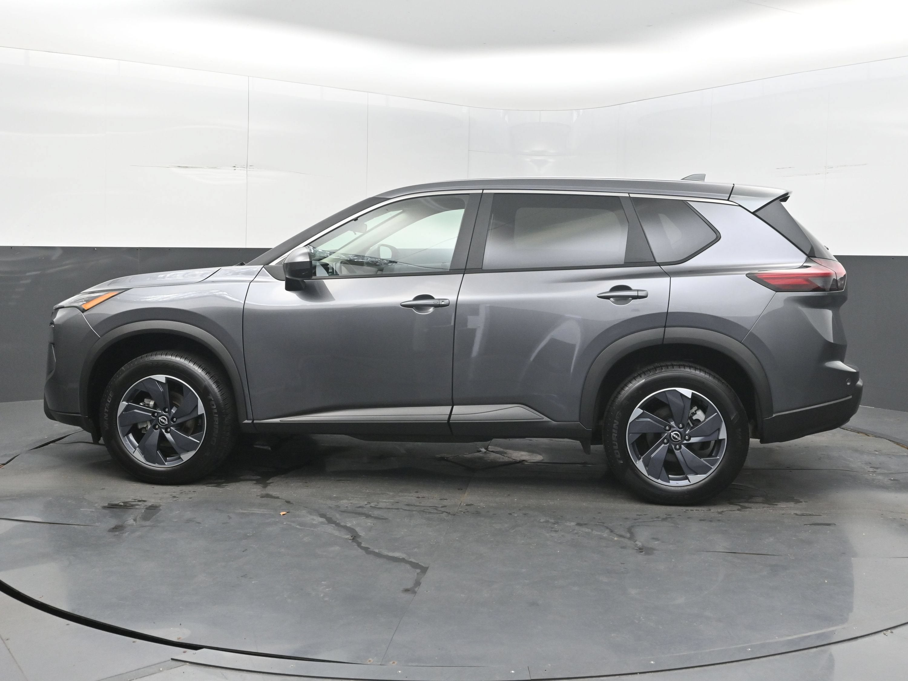 2025 Nissan Rogue SV FWD