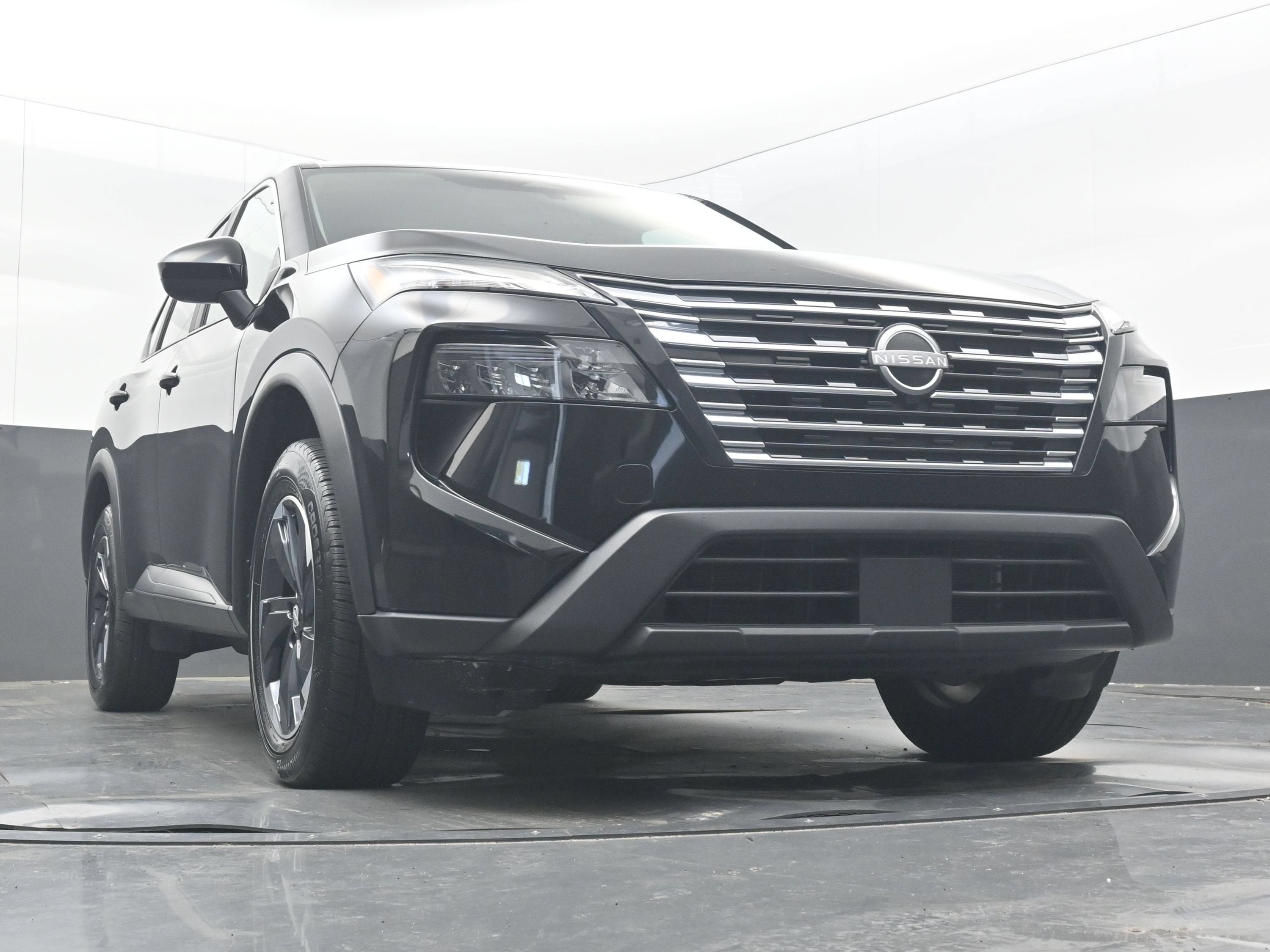 2025 Nissan Rogue SV FWD