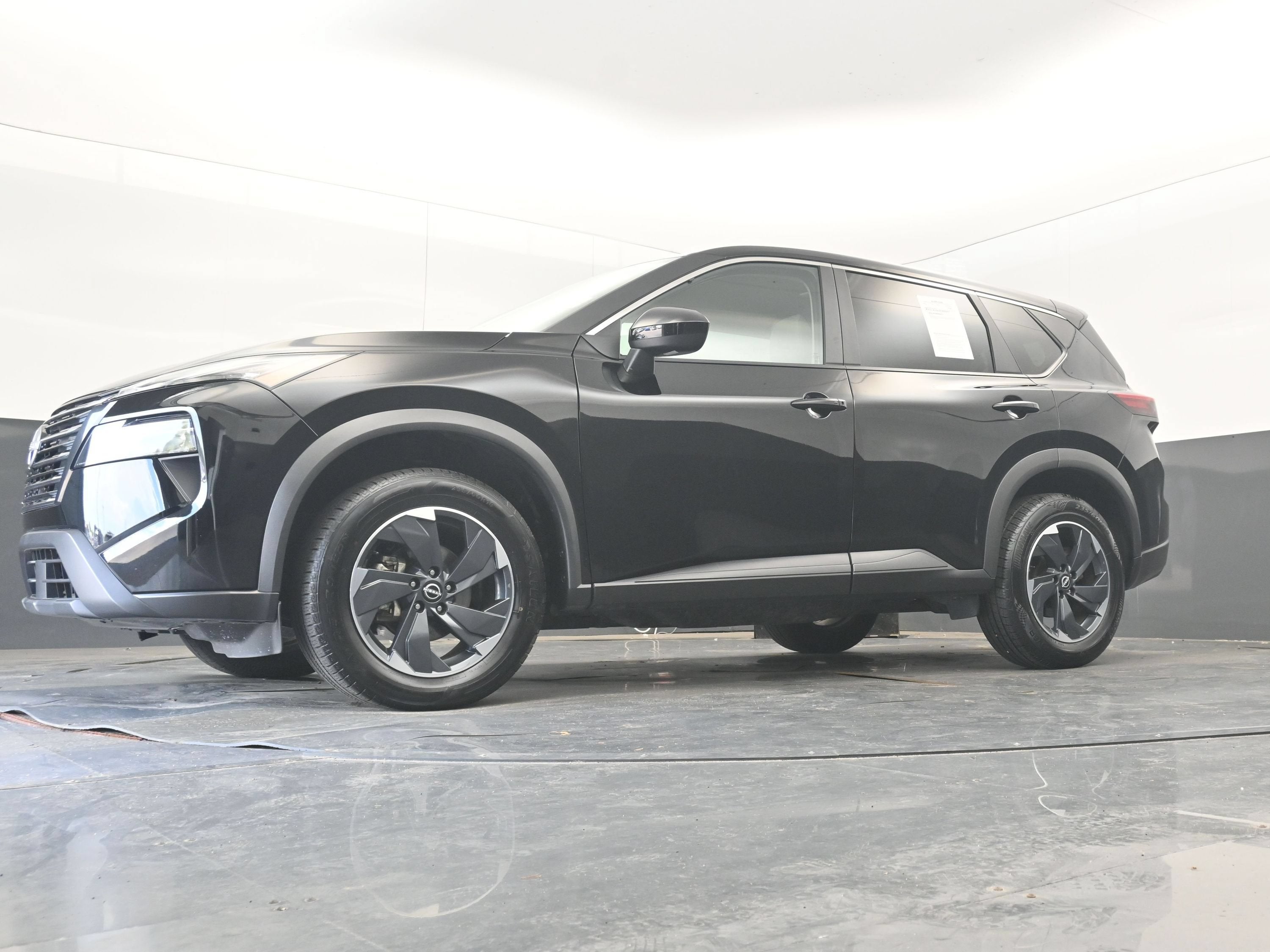 2025 Nissan Rogue SV FWD
