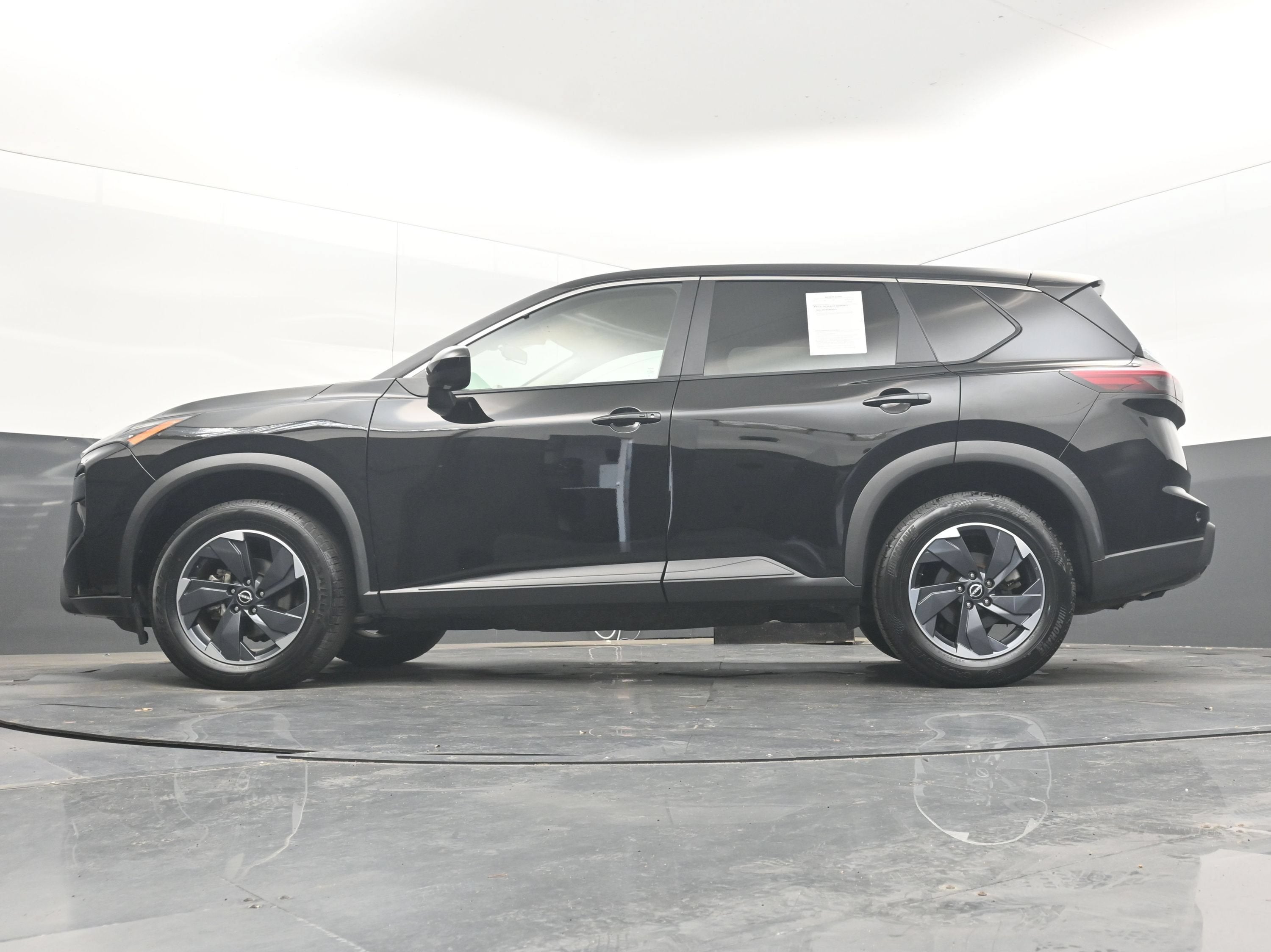 2025 Nissan Rogue SV FWD