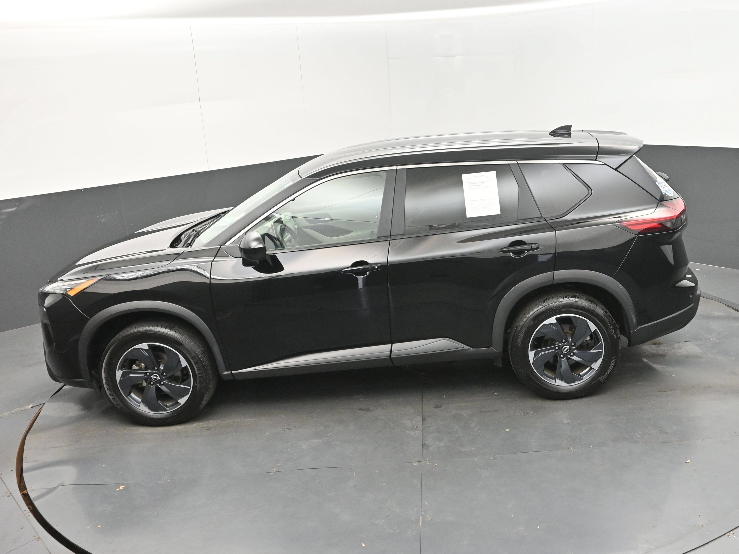 2025 Nissan Rogue SV FWD