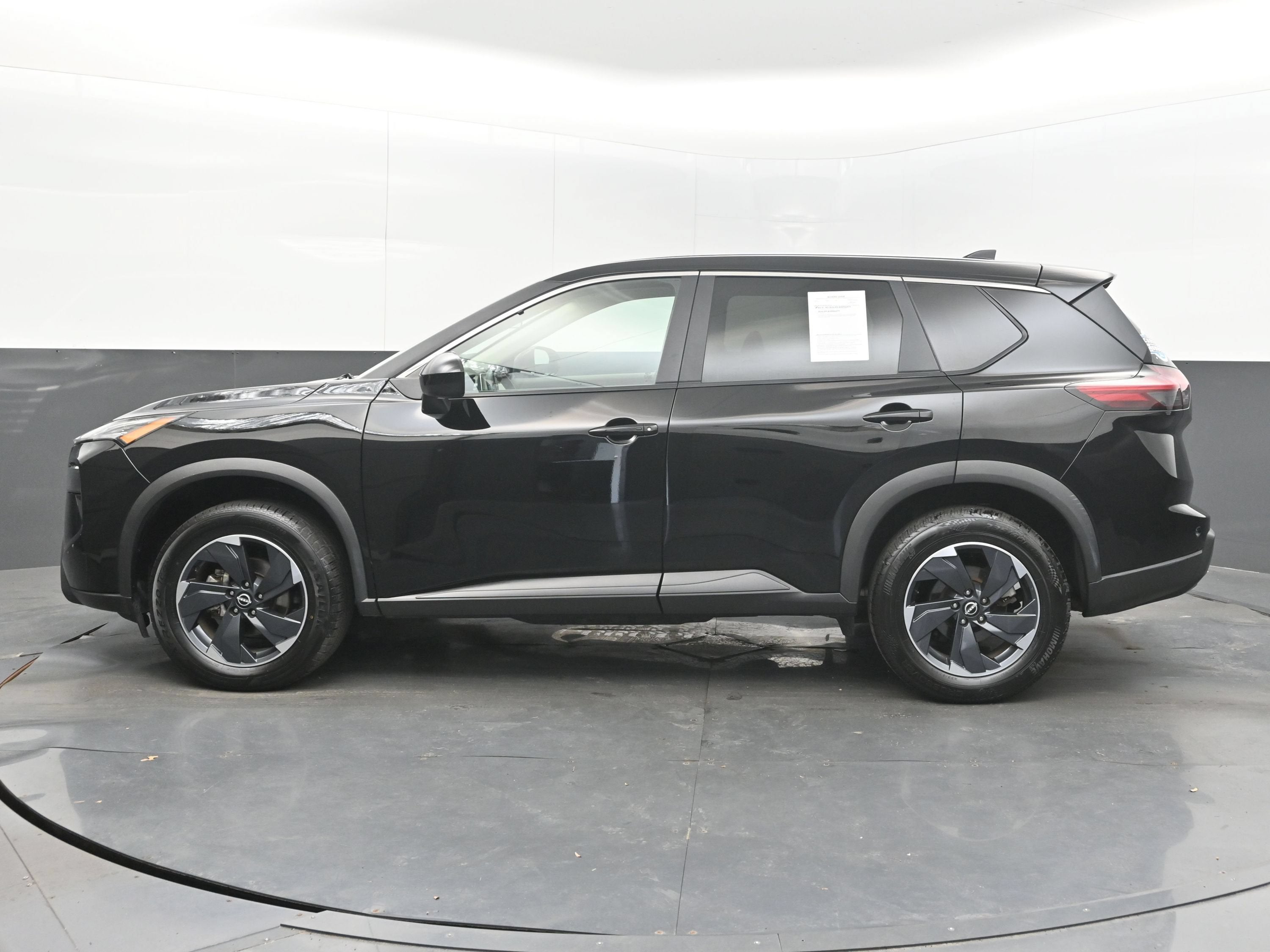 2025 Nissan Rogue SV FWD