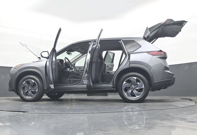 2025 Nissan Rogue SV FWD