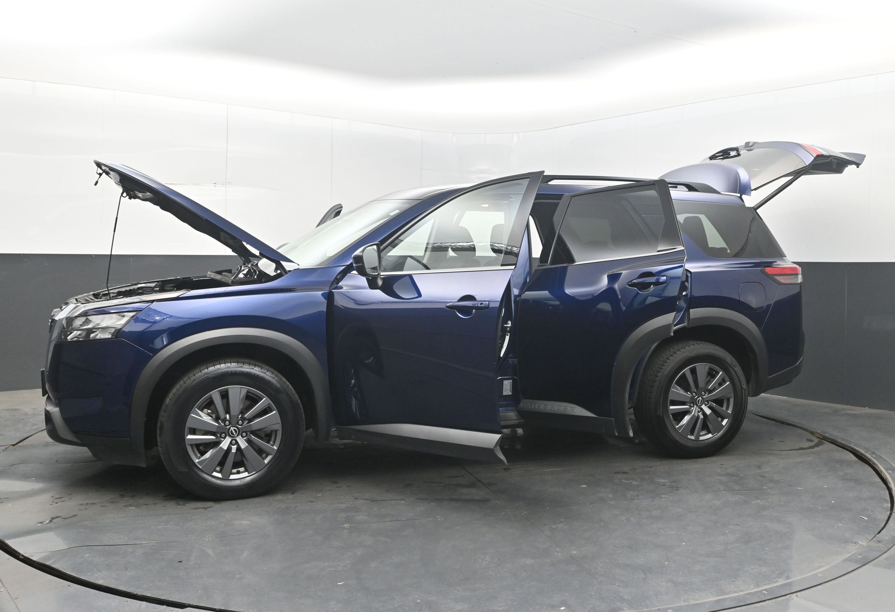 2025 Nissan Pathfinder SV 4WD