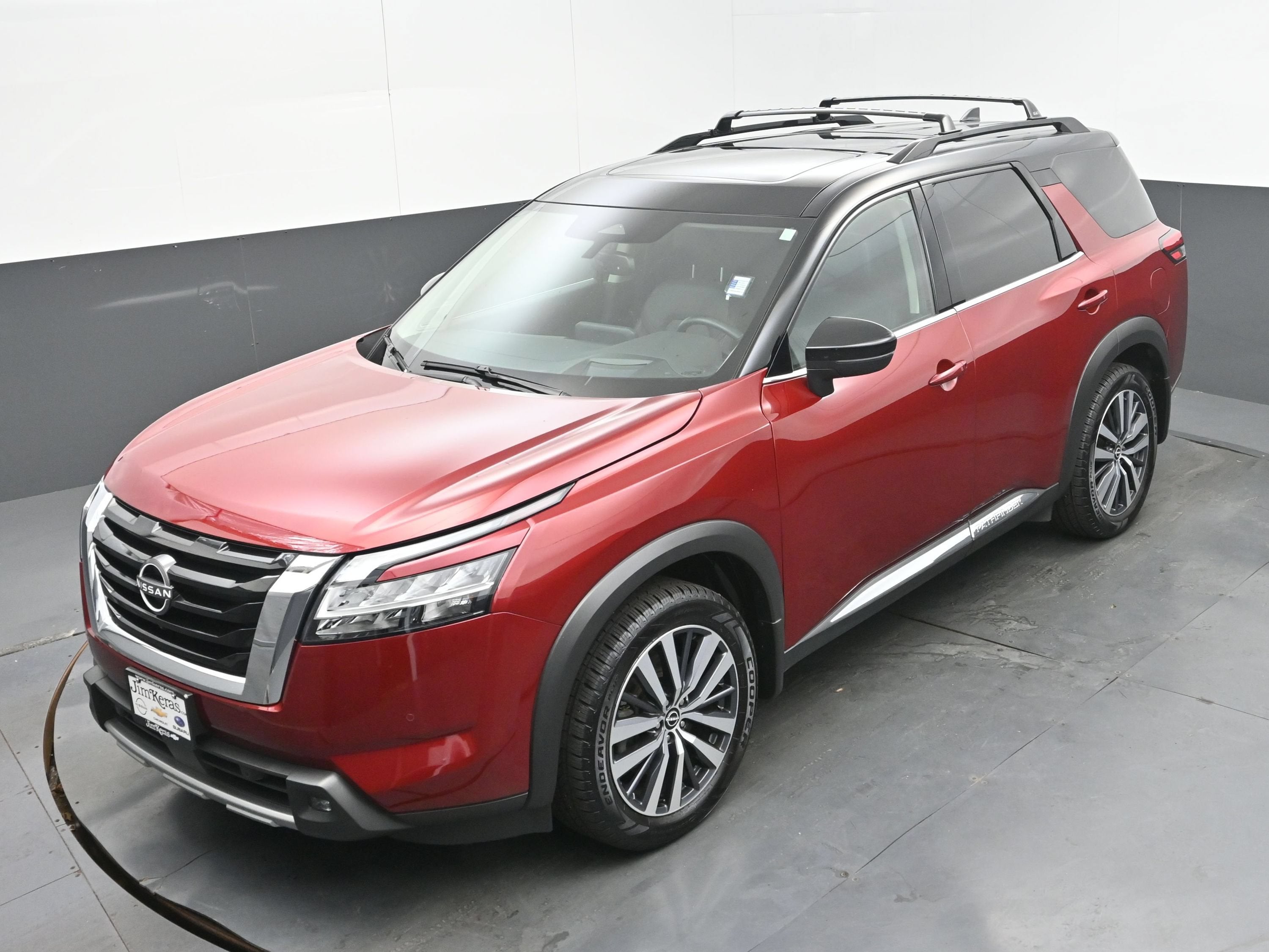 2022 Nissan Pathfinder Platinum 2WD