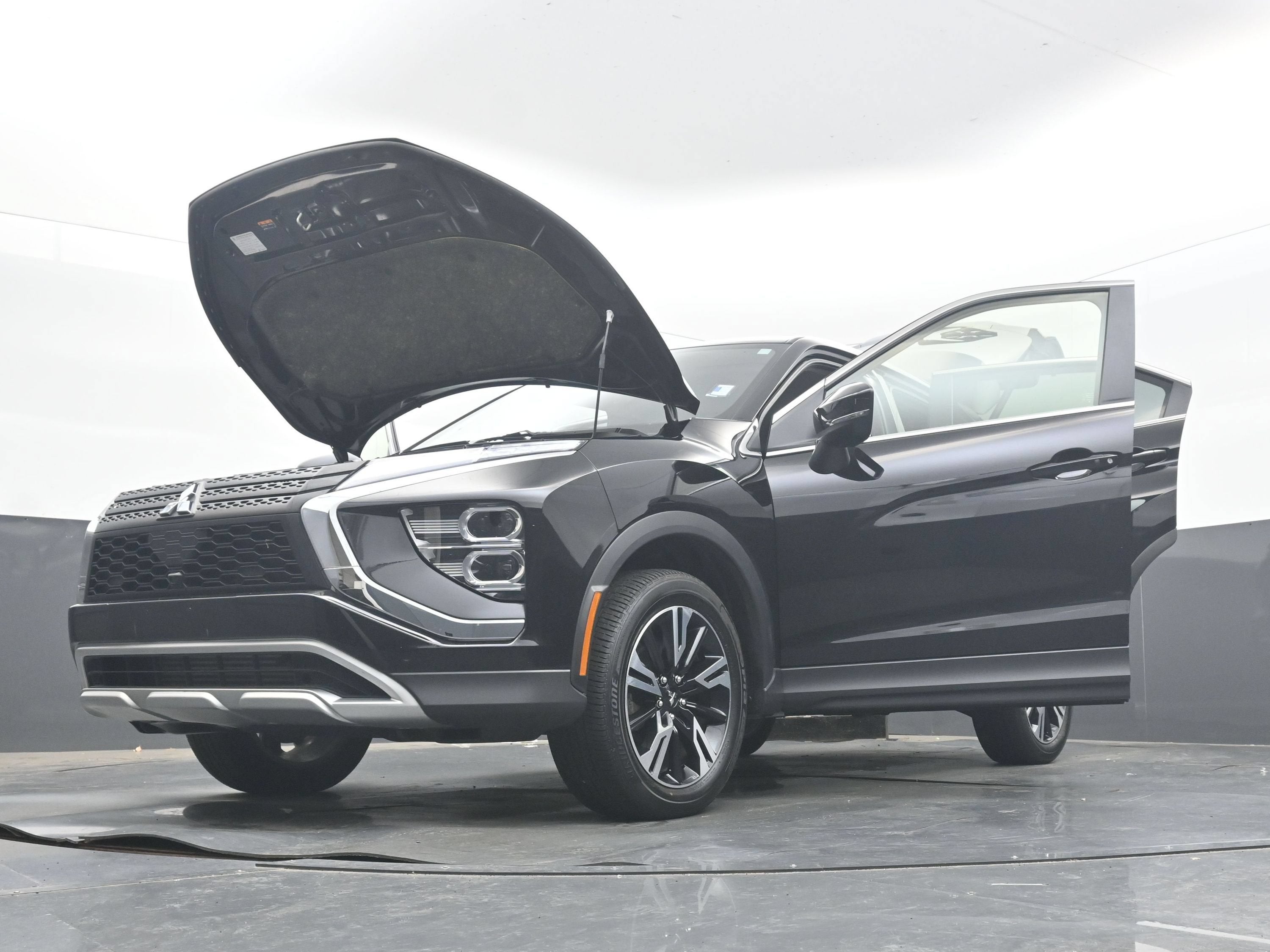 2025 Mitsubishi Eclipse Cross SE