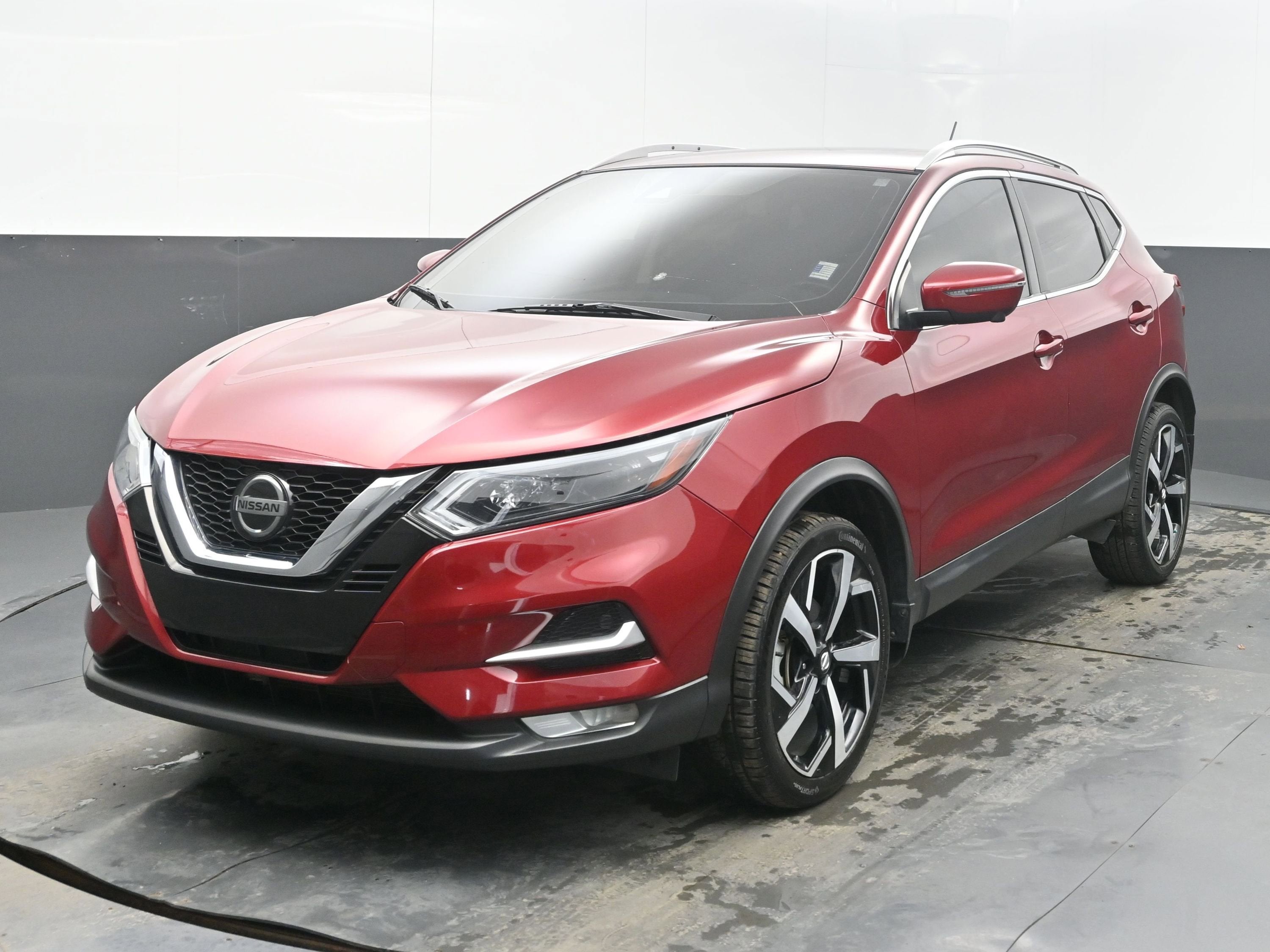 2021 Nissan Rogue Sport SL FWD Xtronic CVT
