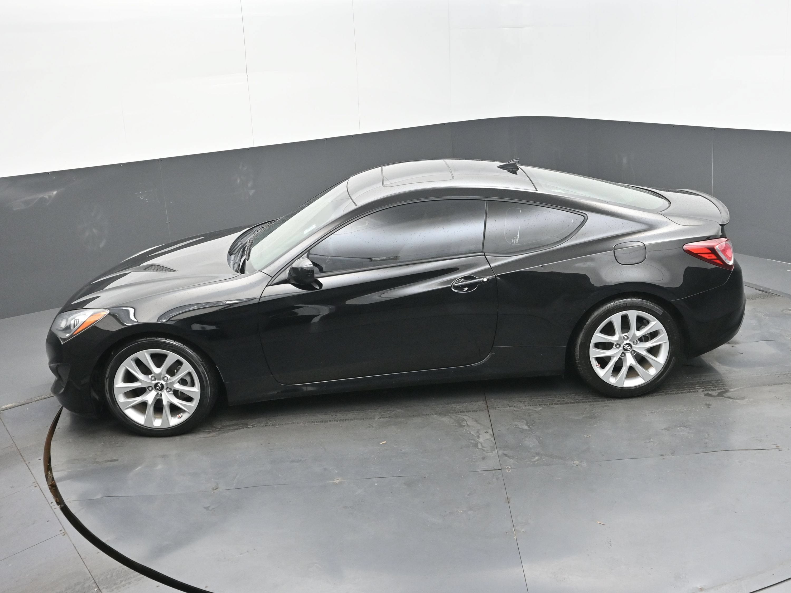 2013 Hyundai Genesis Coupe 2.0T Premium