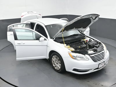2013 Chrysler 200 LX