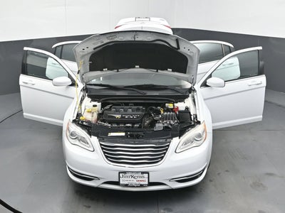 2013 Chrysler 200 LX
