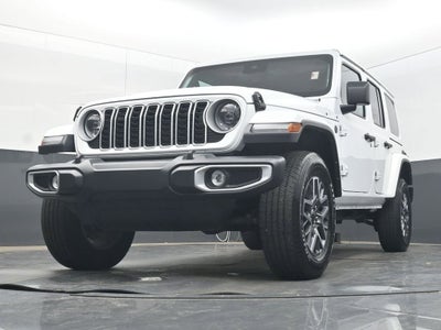 2025 Jeep Wrangler 4-Door Sahara 4x4