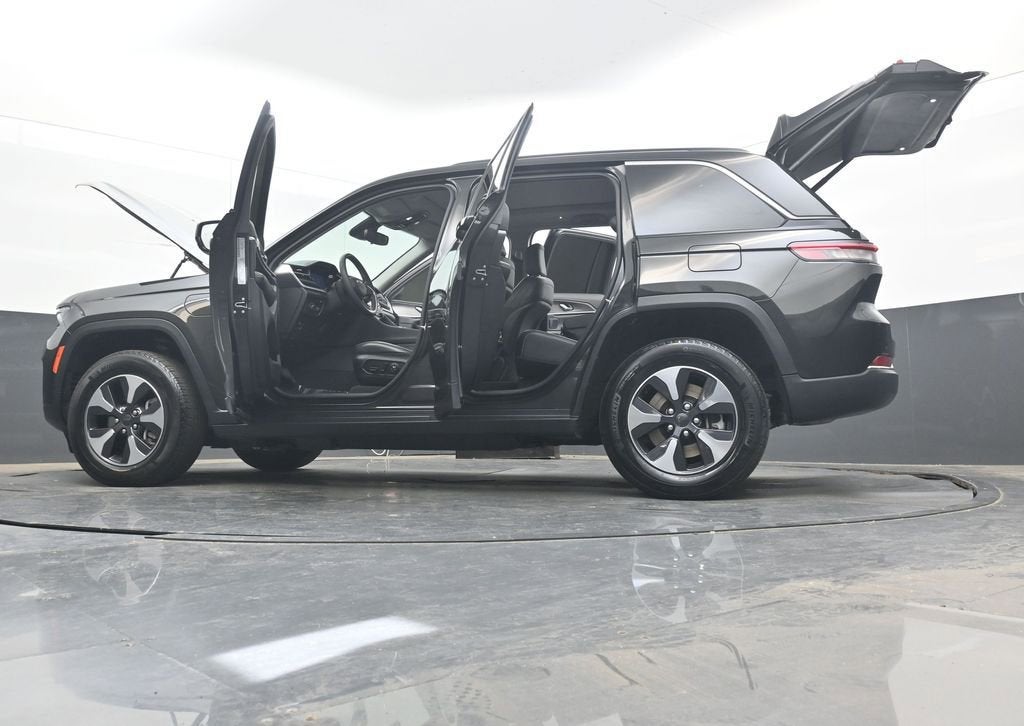 2023 Jeep Grand Cherokee 4xe BASE