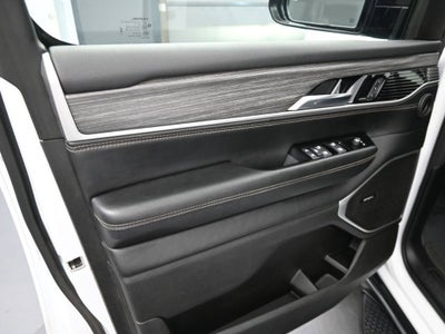 2023 Jeep Wagoneer L Series II