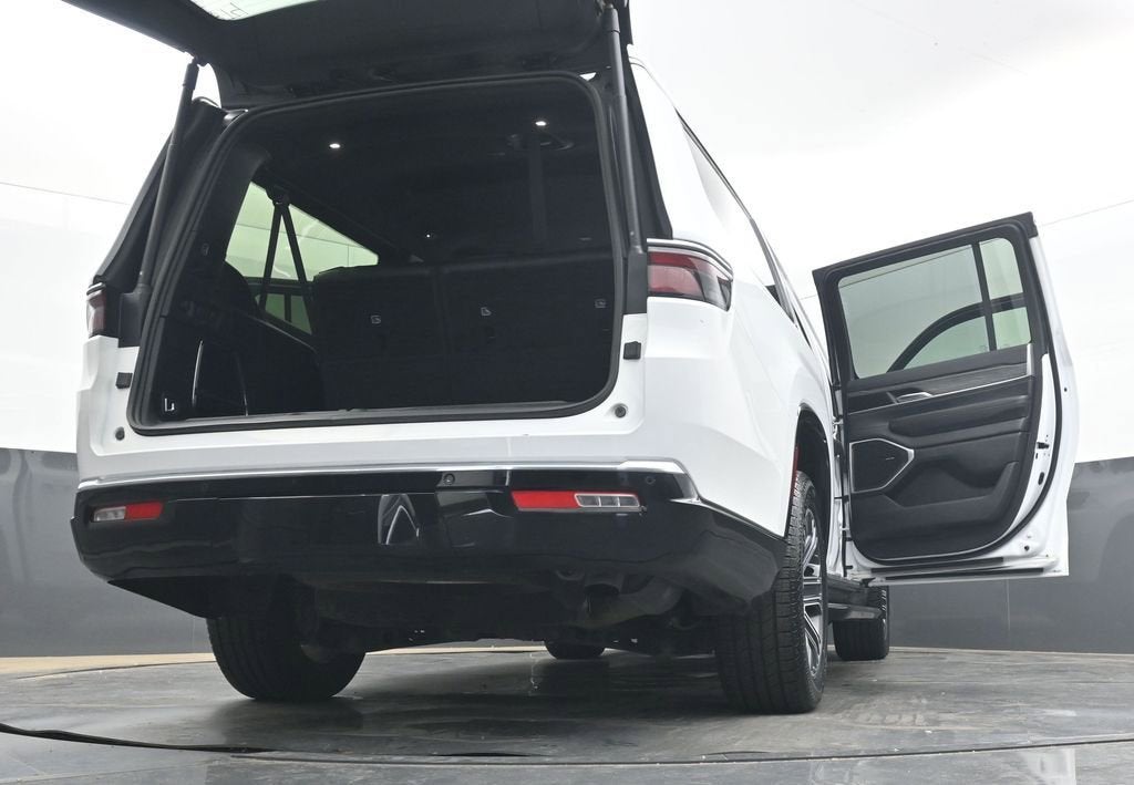 2023 Jeep Wagoneer L Series II