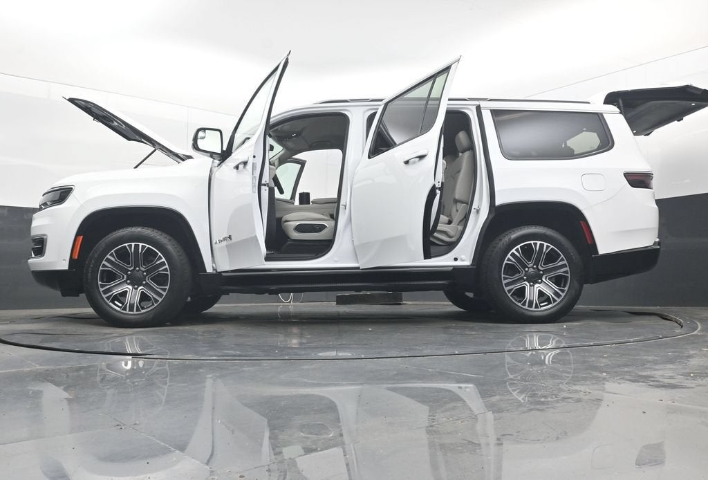 2024 Jeep Wagoneer Series II 4x2