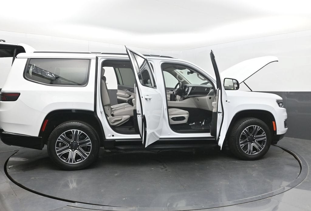 2024 Jeep Wagoneer Series II 4x2