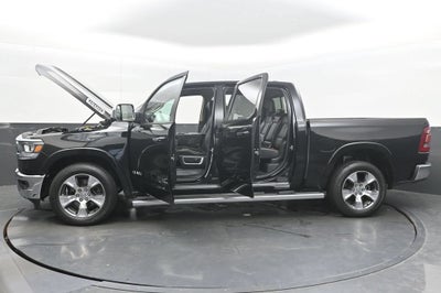 2019 RAM 1500 Laramie Crew Cab 4x2 5'7" Box