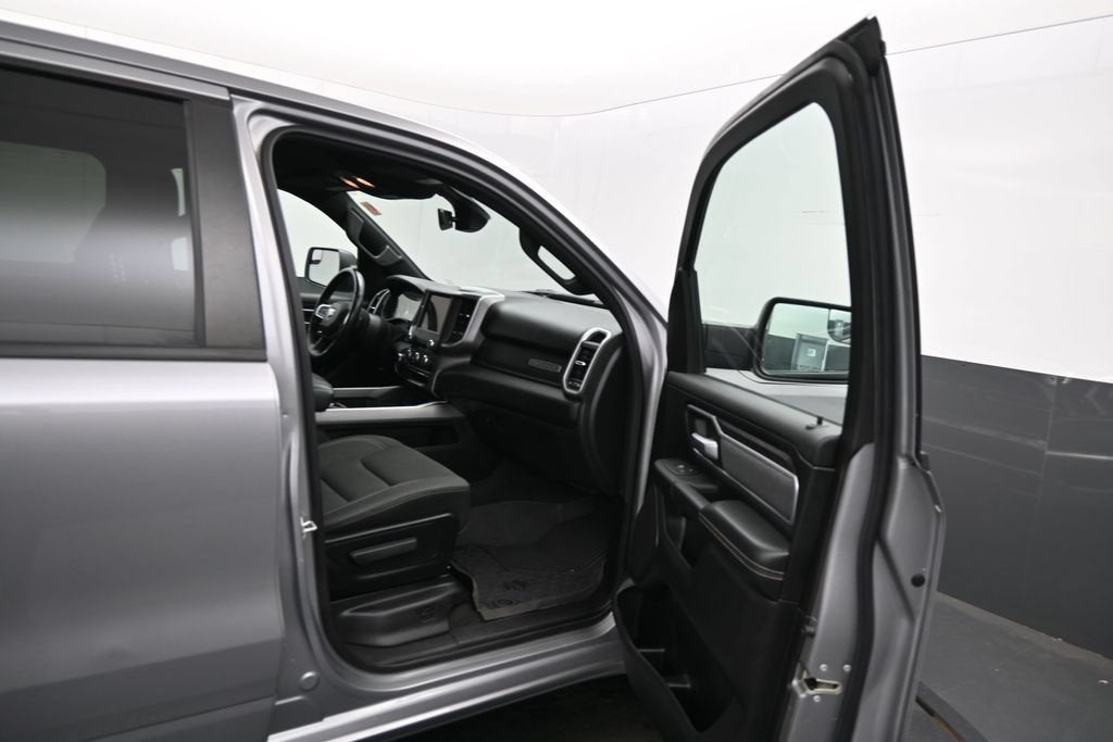 2021 RAM 1500 Big Horn Crew Cab 4x4 5'7" Box