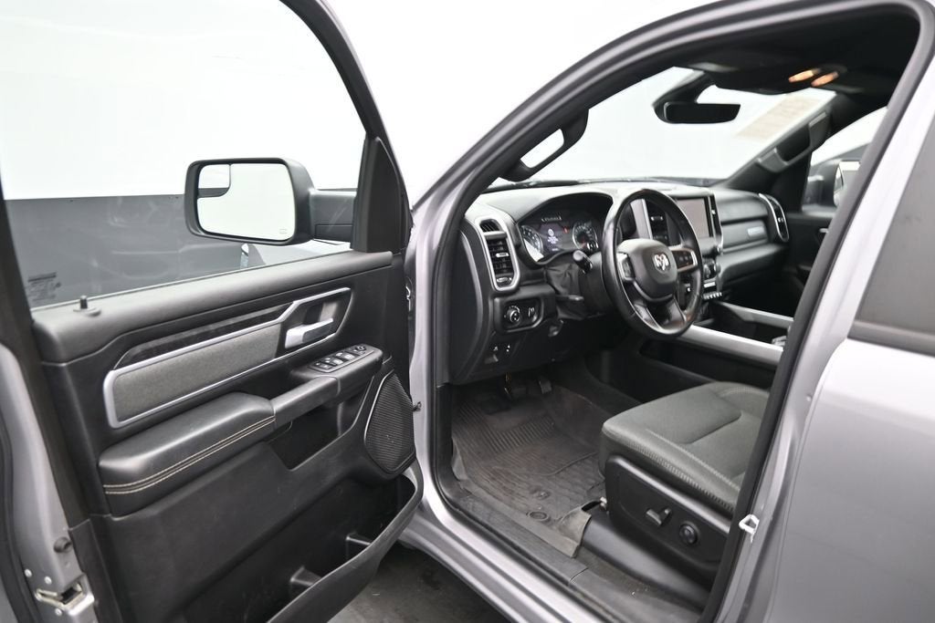 2021 RAM 1500 Big Horn Crew Cab 4x4 5'7" Box