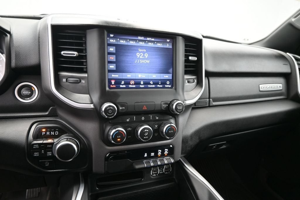 2021 RAM 1500 Big Horn Crew Cab 4x4 5'7" Box