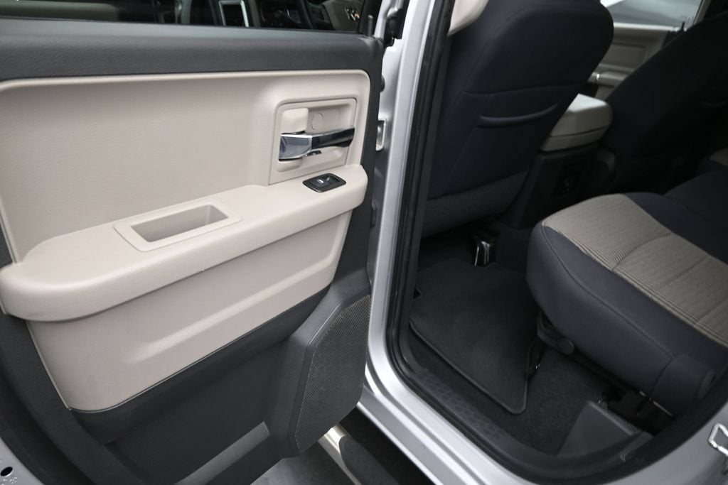 2010 Dodge Ram 1500 SLT/Sport/TRX