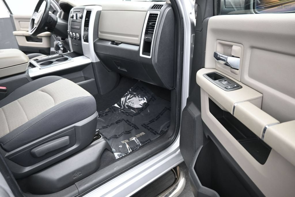 2010 Dodge Ram 1500 SLT/Sport/TRX