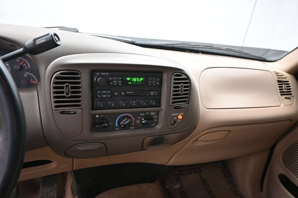 1999 Ford F-150 STYLE