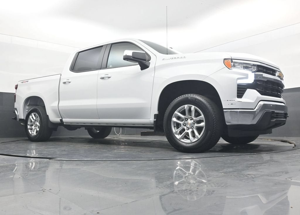 2025 Chevrolet Silverado 1500 LT (2FL)