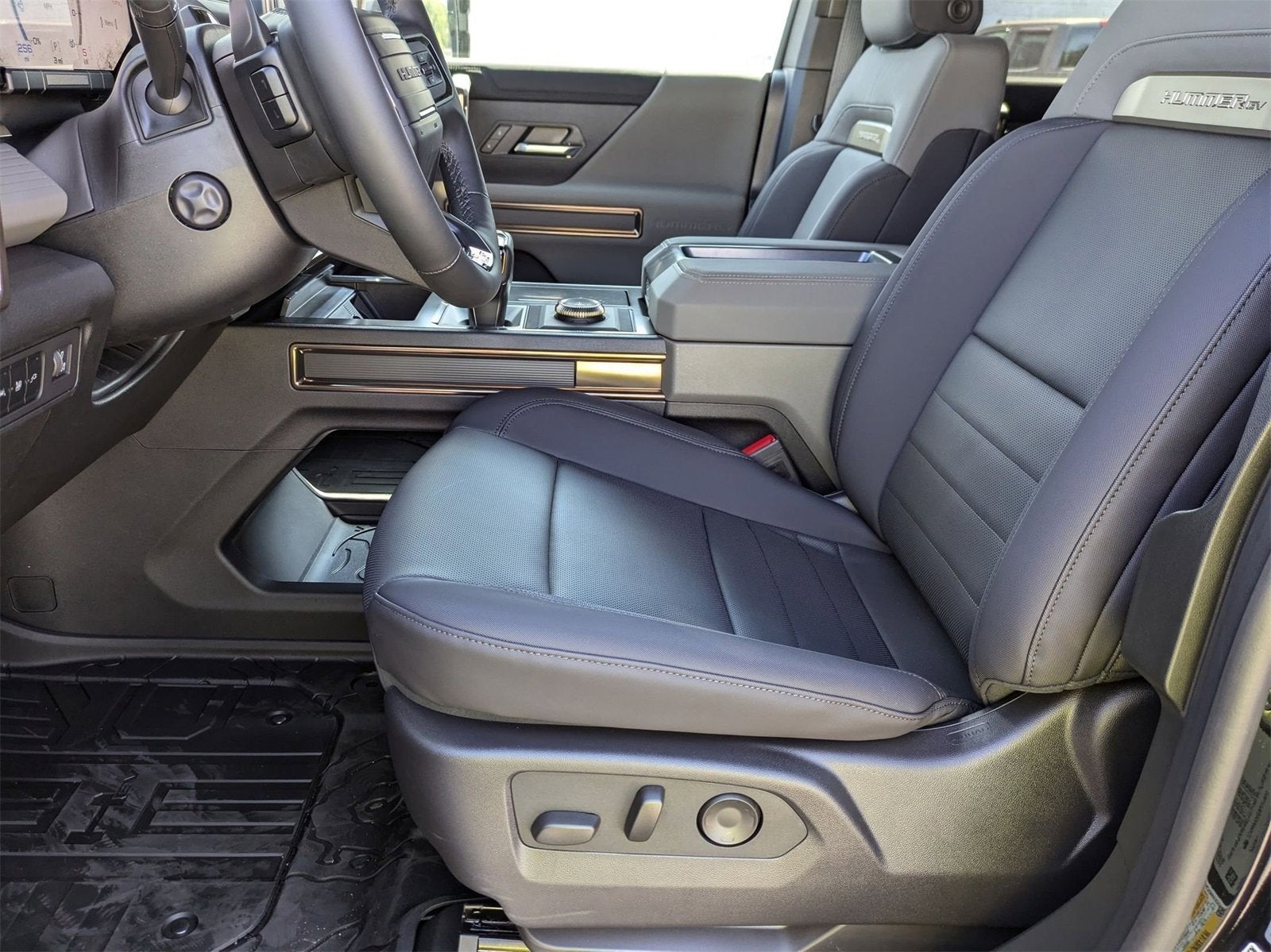 2025 GMC HUMMER EV SUV 2X