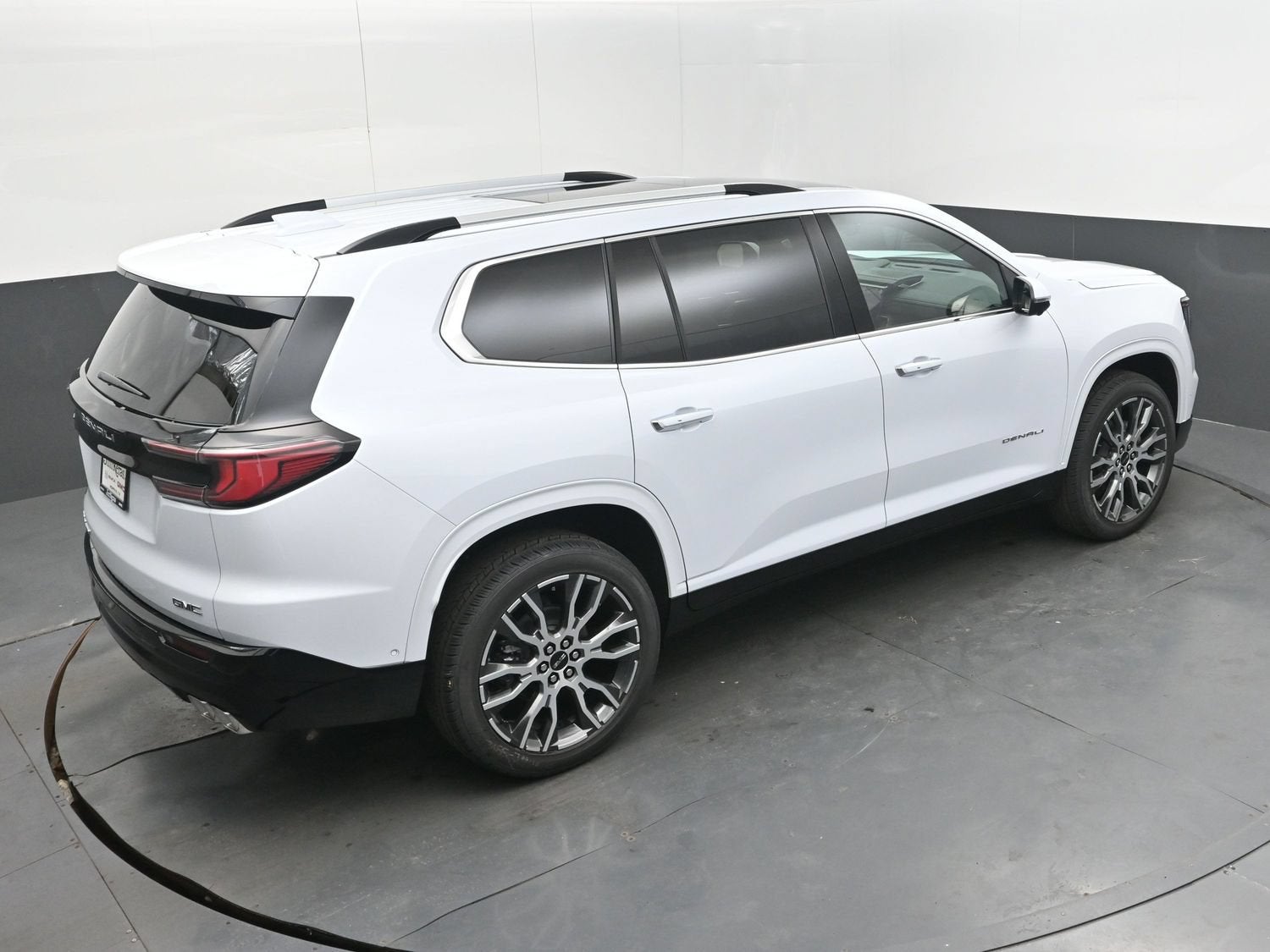 2027 GMC Acadia Denali Ultimate