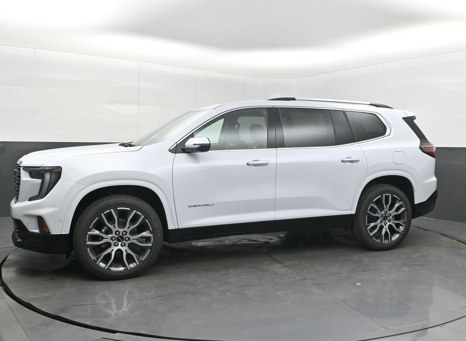 2027 GMC Acadia Denali Ultimate