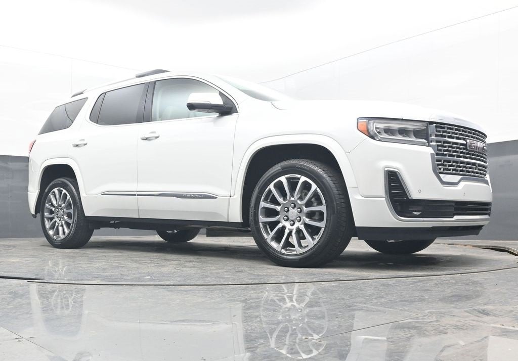 2022 GMC Acadia Denali