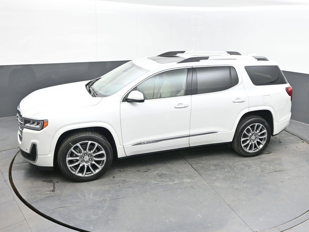 2022 GMC Acadia Denali