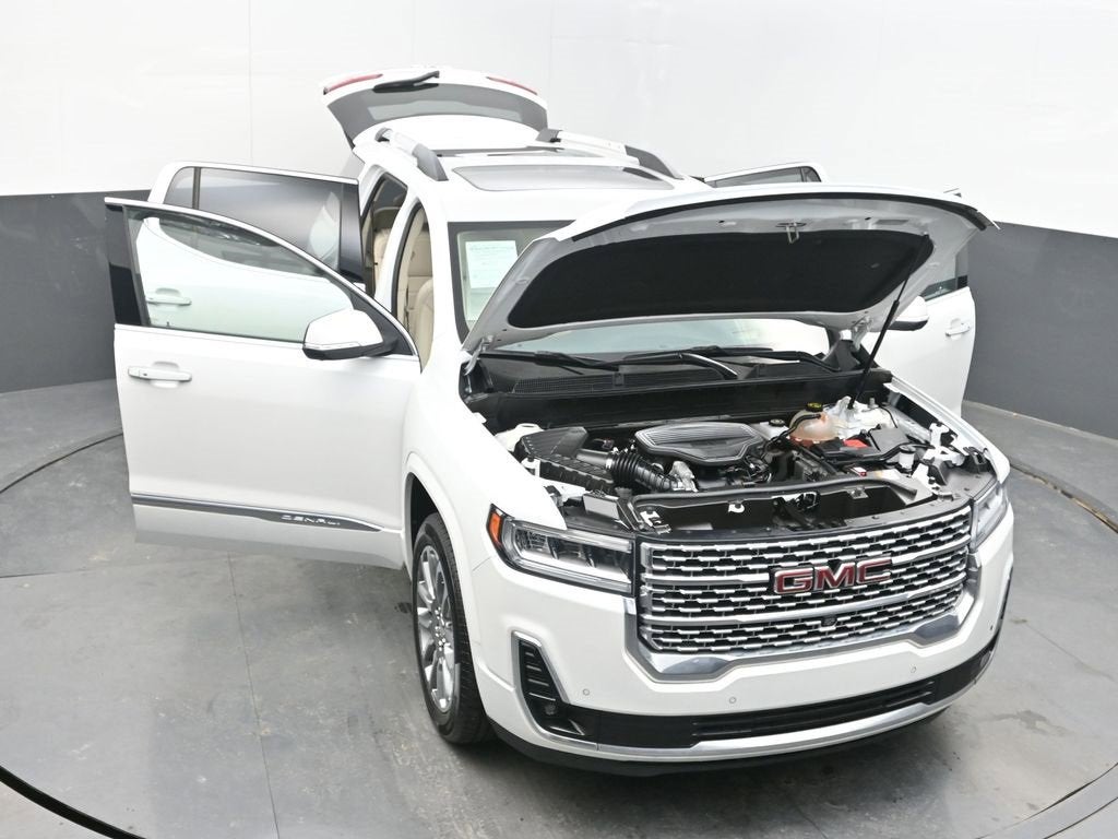 2022 GMC Acadia Denali