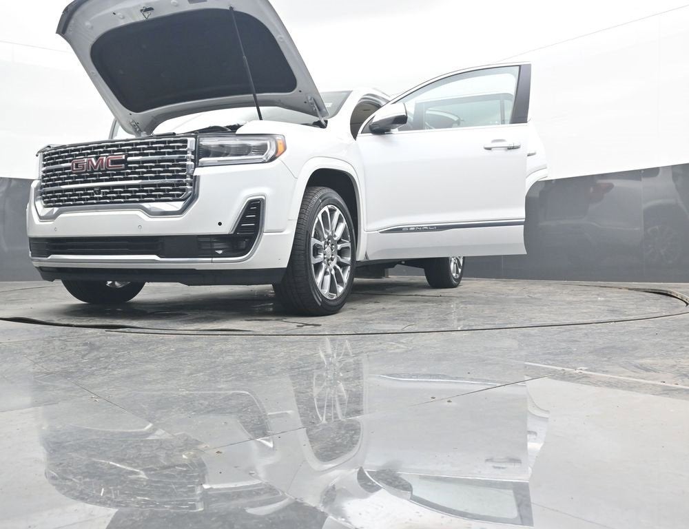 2022 GMC Acadia Denali
