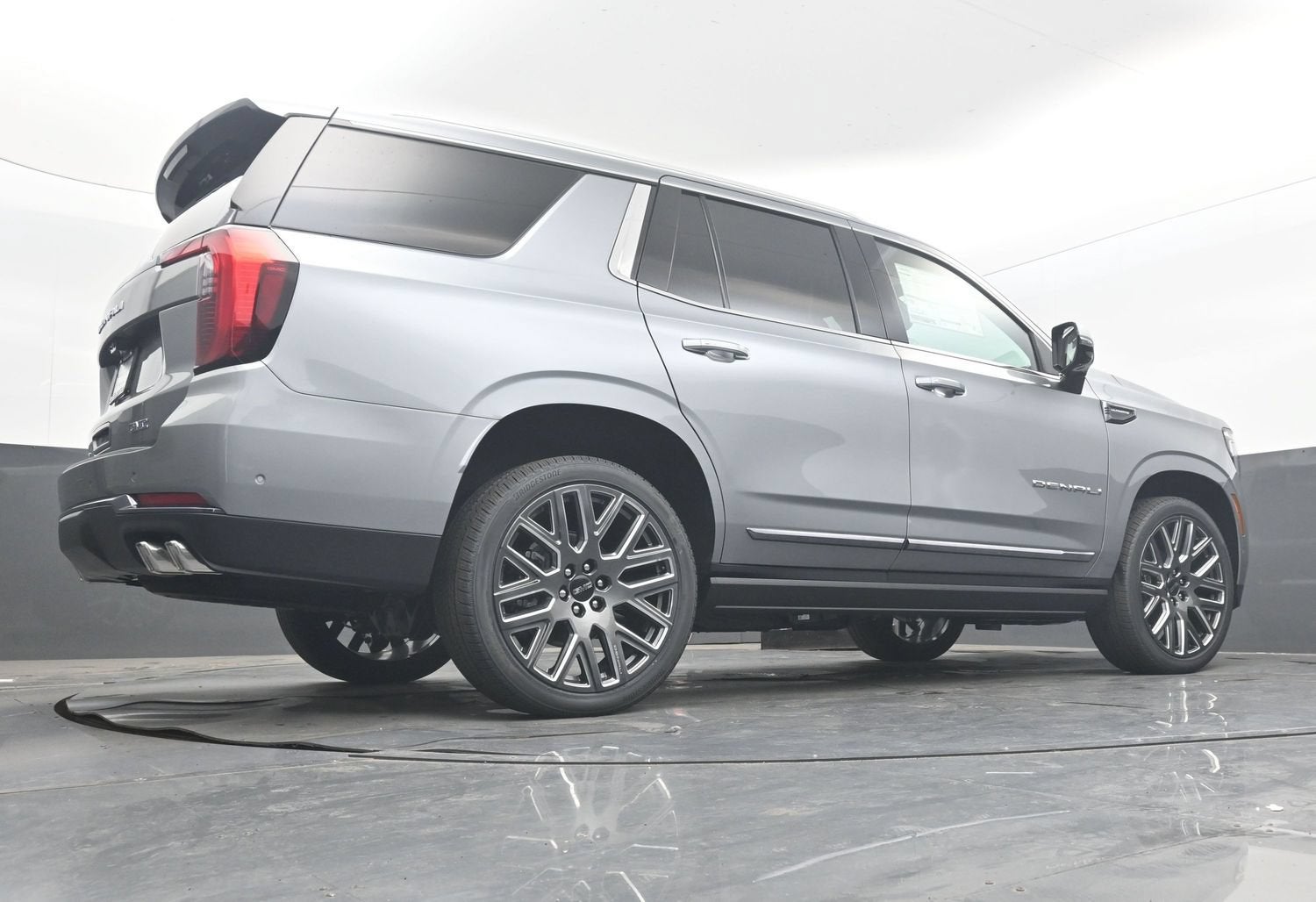 2027 GMC Yukon Denali Ultimate