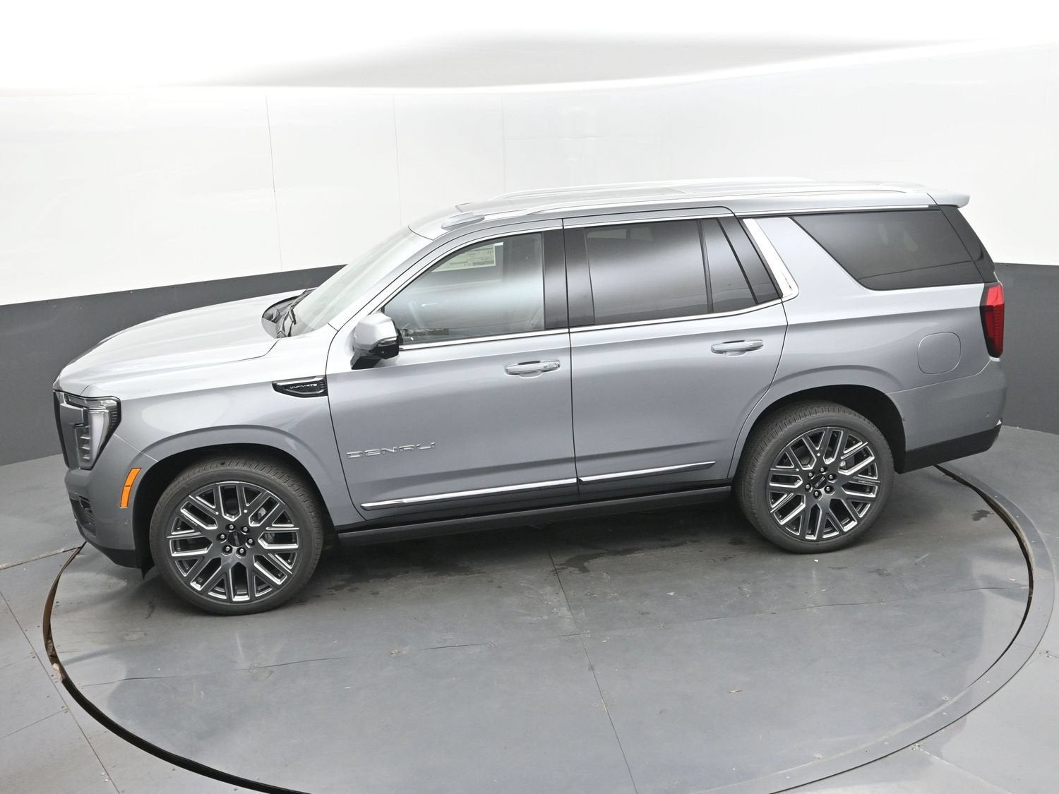 2027 GMC Yukon Denali Ultimate